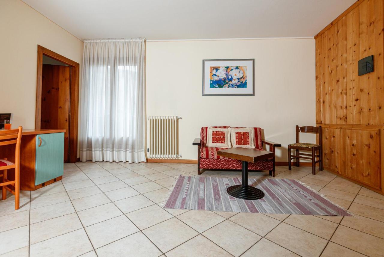 Hotel Villa Rina بورمْيو المظهر الخارجي الصورة